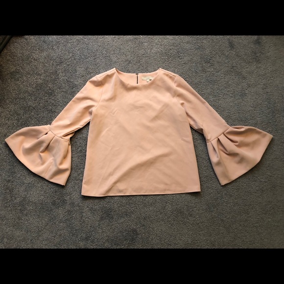 ✨Sold✨Loft Bell Sleeve Blush Pink Top - Picture 2 of 2